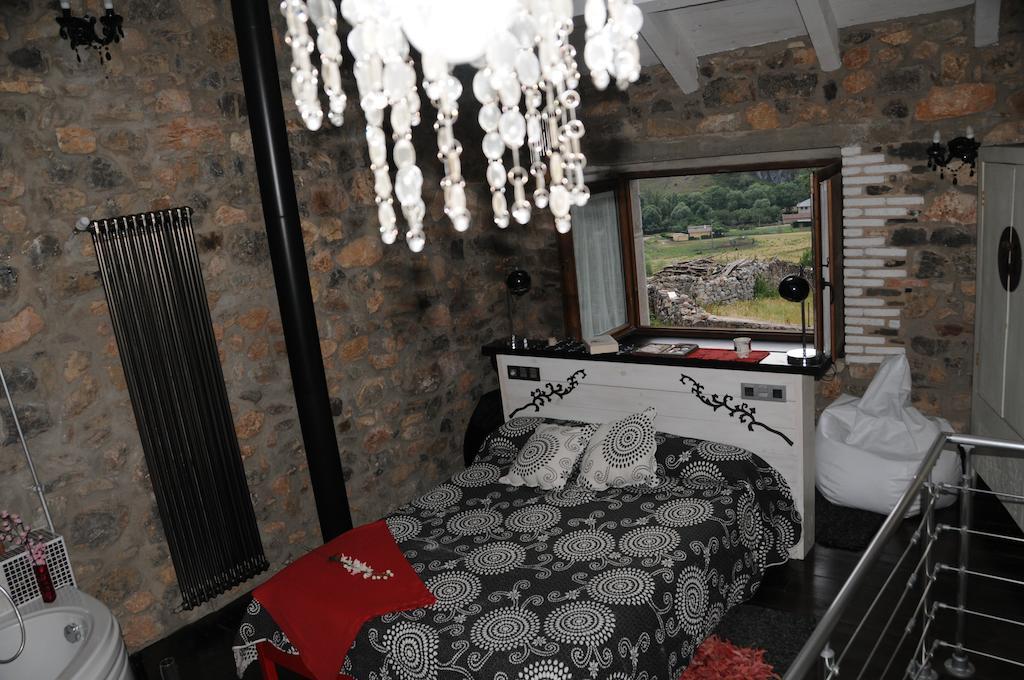 Casas Rurales Entre Babia Y La Luna Villafeliz Kültér fotó