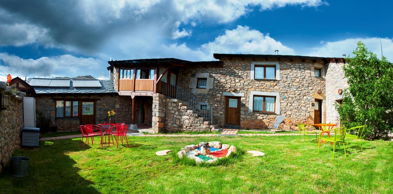 Casas Rurales Entre Babia Y La Luna Villafeliz Kültér fotó